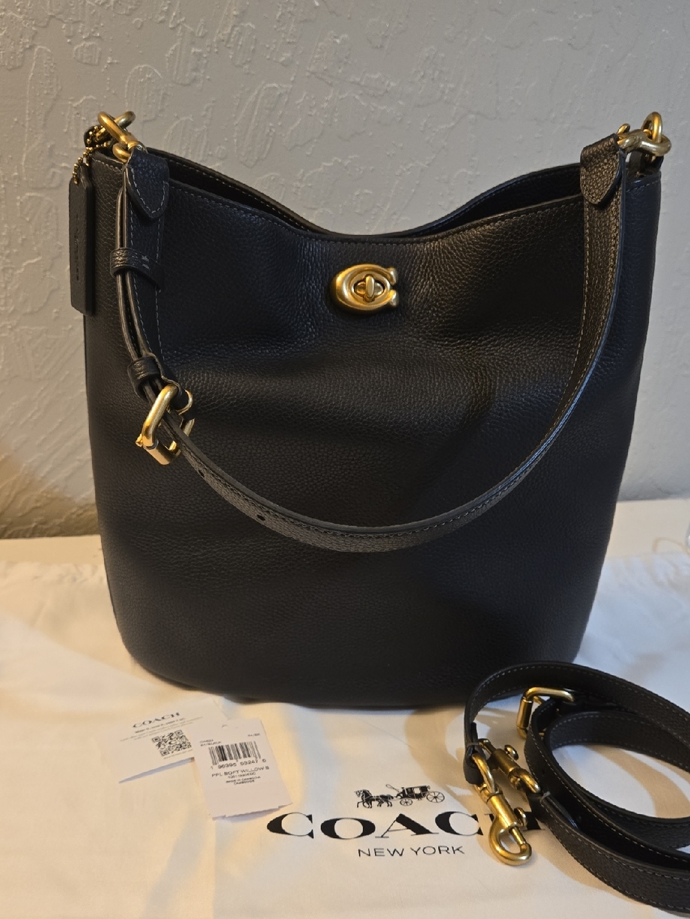 Coach Willow Black Leather Bucket Bag with Gold-Tone Hardware